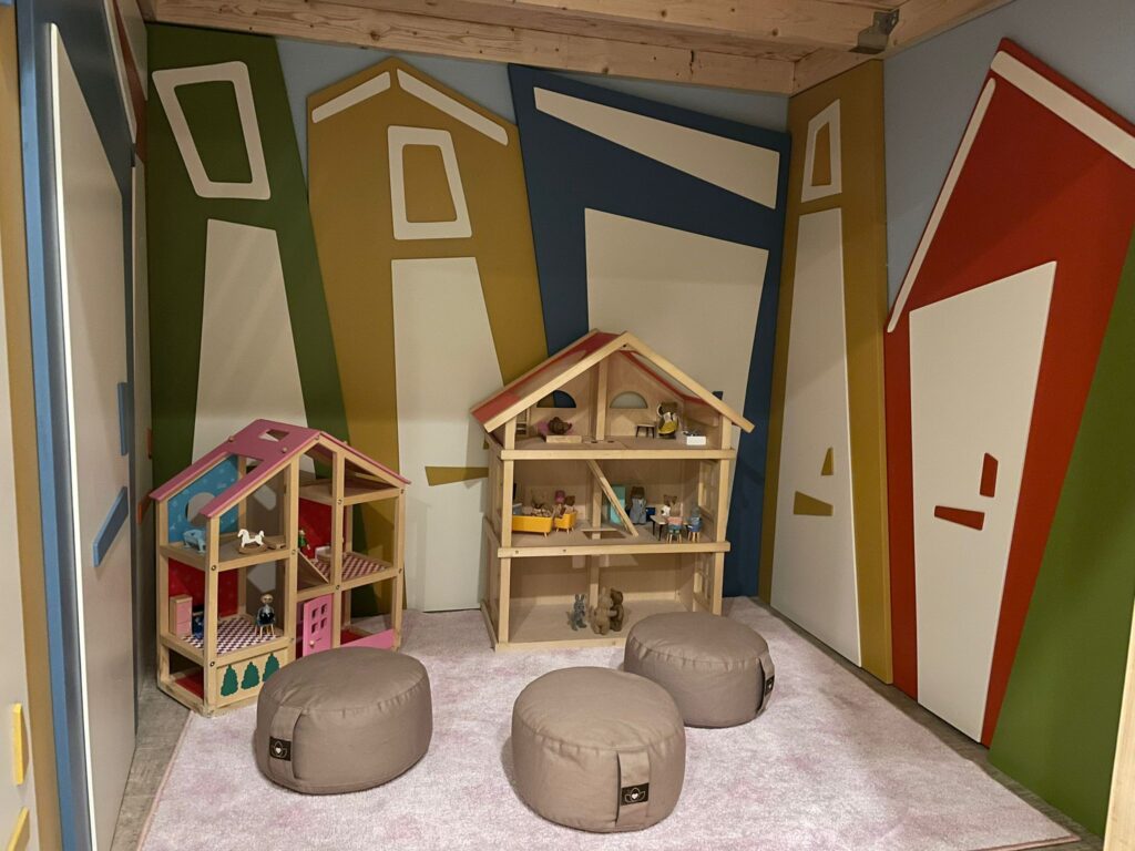 Doll house corner at Zo aan de Strijplaan